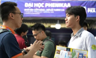 Xét tuyển đại học: Tổ hợp có độ cạnh tranh khốc liệt nhất 