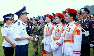 Lãnh đạo Bộ Tư lệnh Cảnh sát biển kiểm tra, động viên các nữ quân nhân trong lực lượng tham gia nhiệm vụ A80 