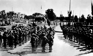 Ban Âm nhạc Giải phóng quân tham gia lễ Tuyên ngôn Độc lập 2/9/1945 tại Quảng trường Ba Đình Ảnh: T.L 