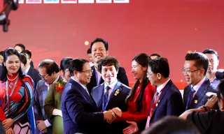 Chọn hành động để cống hiến, phát triển đất nước 