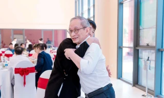 33 sinh viên trong dự án Đào tạo giáo viên tiếng Anh cho huyện Mèo Vạc của nhà giáo Nguyễn Xuân Khang Ảnh: Nhà giáo Nguyễn Xuân Khang cung cấp