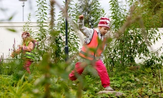 Học sinh vui chơi tại trường mẫu giáo Humpula