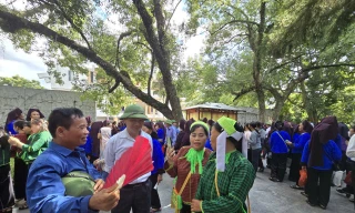 Hát giao duyên ở Háng Pỉnh ảnh: Duy Chiến 