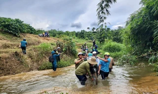 Học sinh hân hoan dự lễ khai giảng 