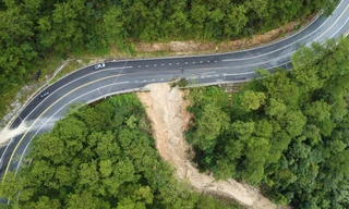 Sạt lở tại khu vực đèo Prem, Lâm Đồng, ngày 17/11 