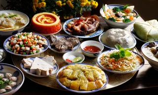 Càng gần đến Tết, các video hướng dẫn nấu mâm cỗ Tết truyền thống càng đông like và comment