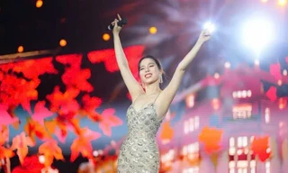 Báo động ứng xử lệch chuẩn của sao