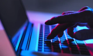 Theo nhiều chuyên gia, AI có thể trở thành mối đe dọa đối với nền dân chủ