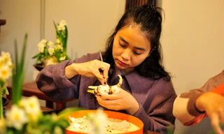 Xuất hiện ngày càng nhiều trong những dịp lễ Tết, hội hoa xuân hay các sự kiện văn hóa, hoa thủy tiên dần quay trở lại và nhận được sự quan tâm của những người yêu cây cảnh