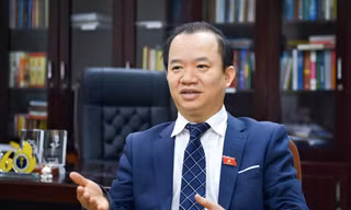ĐBQH Bùi Hoài Sơn, Đoàn Hà Nội Ảnh: QH 