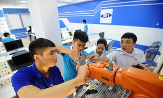 Người trẻ cần làm chủ công nghệ để giải quyết những bài toán thực tiễn của đất nước. ẢNH: DƯƠNG TRIỀU