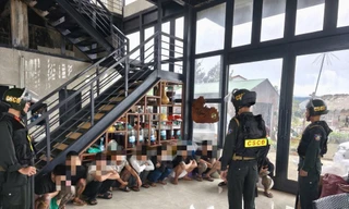 Tìm lại mình từ bóng tối 