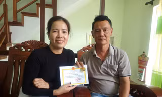 Mùa xuân thênh thang sau ca ghép gan của đôi bạn đời 