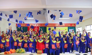 2,5 năm – có việc – có thu nhập