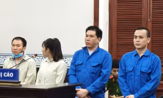 Các bị cáo tại phiên tòa.