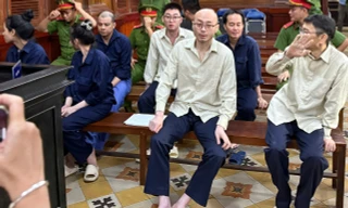 Các bị cáo tại phiên tòa.