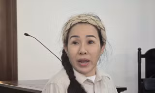 Bà Đinh Thị Lan tại phiên tòa.