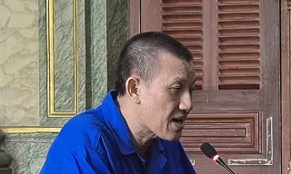 Bị cáo Phan Văn Hoa tại phiên tòa.