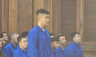 Các bị cáo tại phiên tòa.