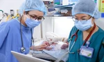 Hai bệnh viện lớn phối hợp phẫu thuật dị tật tim, giúp thai nhi 24 tuần chào đời khỏe mạnh