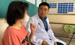 Cuộc gọi lúc nửa đêm giải cứu bé gái bị mẹ ruột ép bán dâm