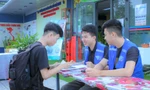 Ký túc xá ĐHQG TP. HCM tăng cường sinh viên tình nguyện hỗ trợ chỗ ở cho tân sinh viên