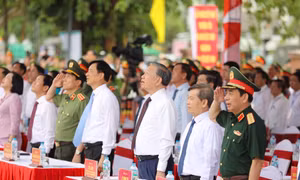 Tổng Bí thư, Chủ tịch nước Tô Lâm dự Lễ Thượng cờ 'Thống nhất non sông' tại Hiền Lương