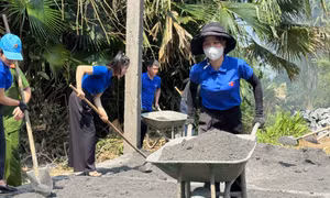 Những ngôi nhà mới giữa đại ngàn, bên triền cát trắng