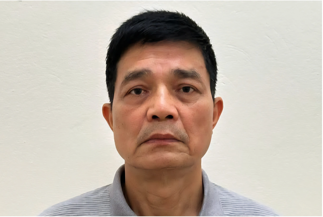 Cựu Cục trưởng ATTP Bộ Y tế bị cáo buộc ‘tiếp tay' cho nguyên liệu Trung Quốc đội lốt ‘nhập khẩu từ Mỹ, châu Âu'. Ảnh: BCA. screen-shot-2025-07-15-at-075515.png