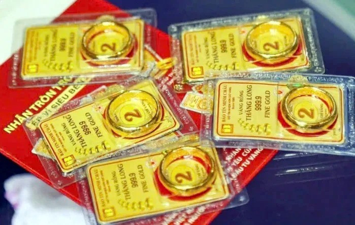 gia-vang-hom-nay-2-10-1759359144.jpg