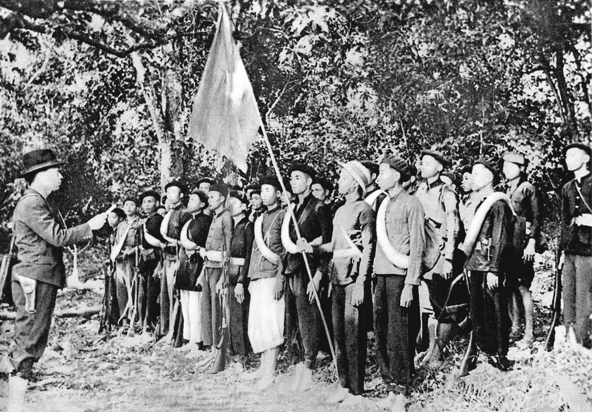 vo-nguyen-giap-vietminh-forces.jpg