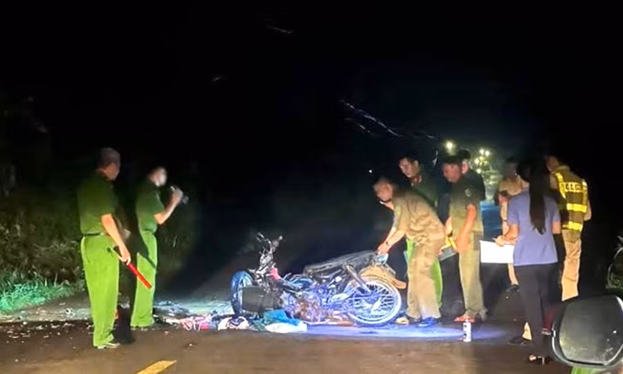 Tai nạn trong đêm, 2 người tử vong tại TPHCM