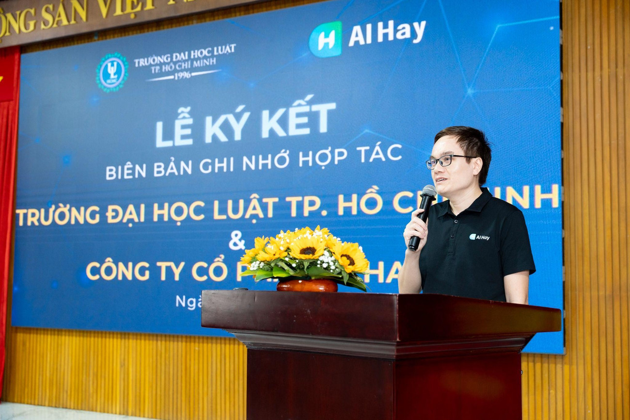 Học sinh - sinh viên là đối tượng đầu tiên AI Hay tiếp cận để mang AI vào đời sống. Ảnh: Quang Minh image003-4775.jpg