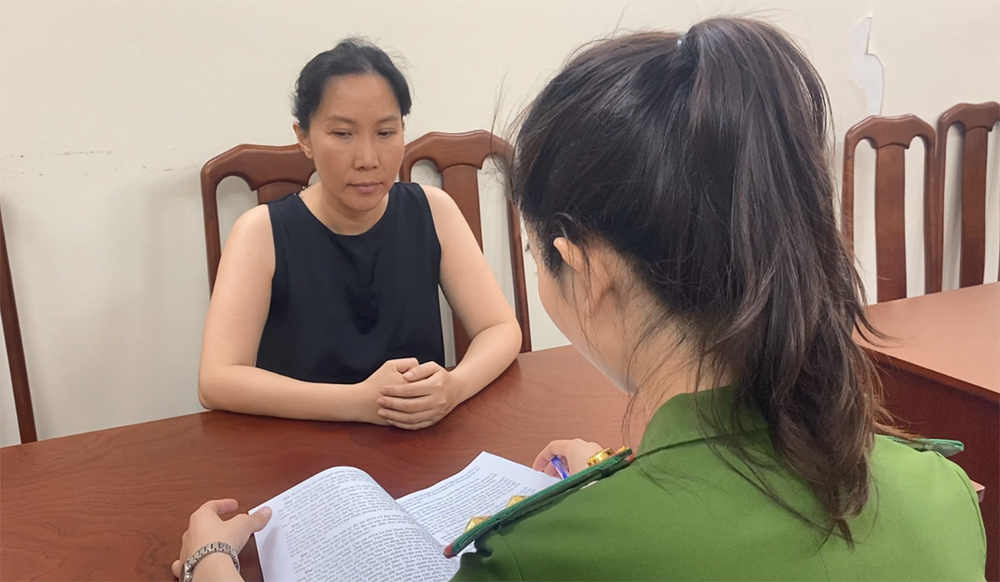 Bị can Nguyễn Thị Thu Thủy, chủ cơ sở Yến Sào Kingfood. Ảnh: CACC 3.png