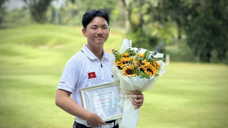 Nguyen Anh Minh recibió un premio por ocupar el séptimo lugar en la AAC 2023. 2.jpg