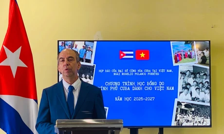 Cuba dành nhiều suất học bổng cho Việt Nam dù còn nhiều khó khăn
