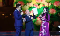 Ông Vũ Hữu Lê chia sẻ tại đại hội. Ảnh: Như Ý.