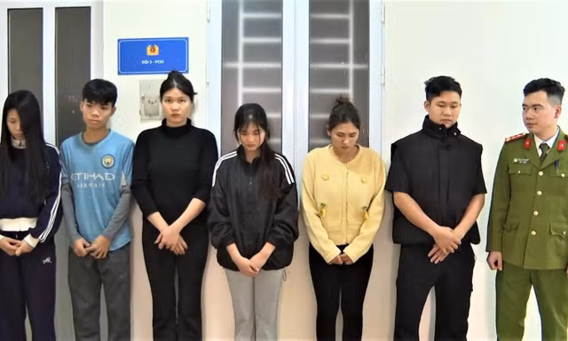 Nhóm lừa đảo 'cào vé số may mắn', chiếm đoạt 3 tỷ đồng của 500 bị hại