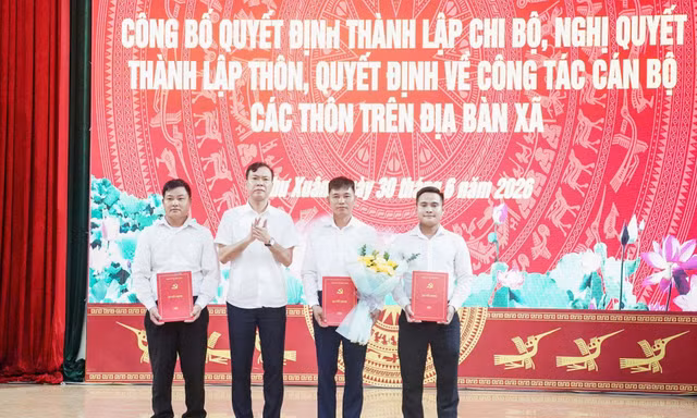 Khi những cử nhân đại học về làm bí thư, trưởng thôn