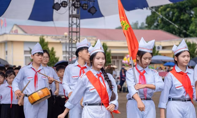 Tuổi trẻ Thanh Hóa sôi nổi hội trại hè 