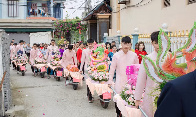 Màn ăn hỏi ‘độc nhất vô nhị’ của chú rể Thanh Hóa
