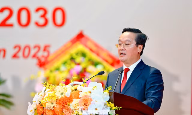 Ông Nguyễn Đức Trung tái đắc cử Bí thư Tỉnh ủy Nghệ An