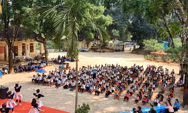Thực hư thông tin nữ giáo viên ung thư vẫn phải đi biệt phái cách nhà 35km