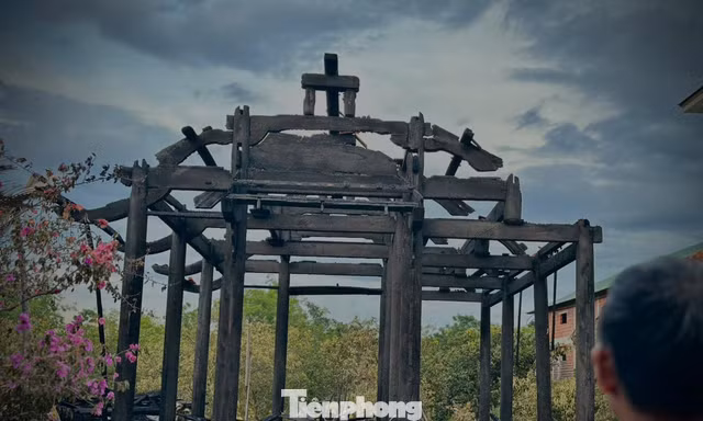 Cháy 3 nhà gỗ tiền tỷ: Chủ nhà vẫn chưa hết bàng hoàng, mất trắng tài sản