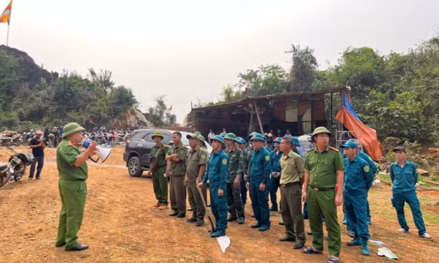 Huy động hơn 200 người, dùng flycam tìm thợ điêu khắc mất tích bí ẩn