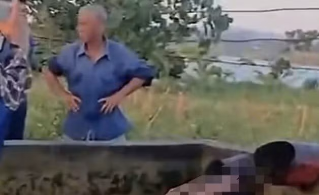 Nam sinh 16 tuổi bị cuốn vào ống bơm nước, tử vong thương tâm
