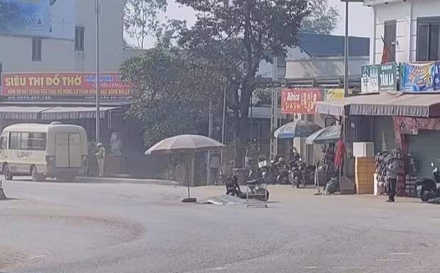 Người phụ nữ tử vong tại chỗ sau va chạm với xe tang lễ