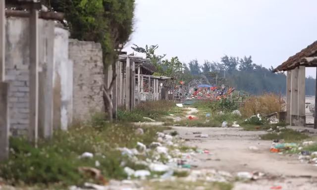 Xóa sổ 'phố đèn đỏ' ở Nghệ An 