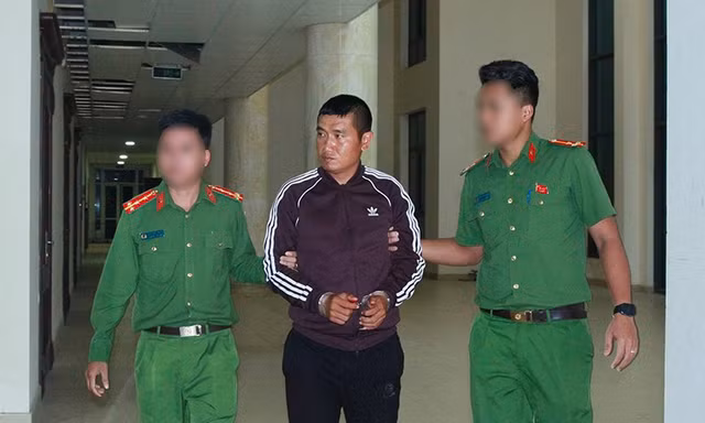 Bắt ‘mắt xích’ quan trọng trong đường dây vận chuyển heroin từ nước ngoài về Việt Nam
