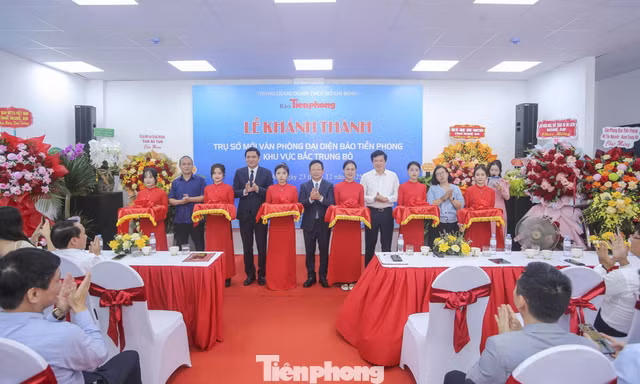Báo Tiền Phong khánh thành Văn phòng đại diện khu vực Bắc Trung Bộ